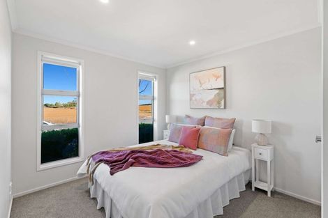 Photo of property in 48 Adams Road South, Pukekohe, 2120