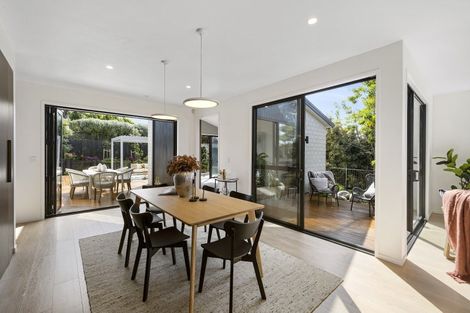 Photo of property in 102 Moffat Road, Bethlehem, Tauranga, 3110