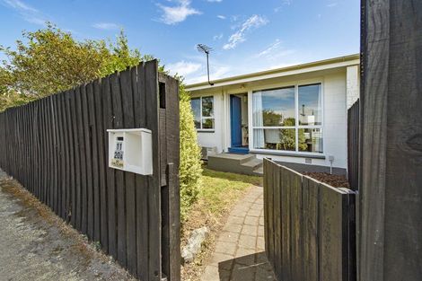 Photo of property in 11/20a Dickson Crescent, Hornby, Christchurch, 8042