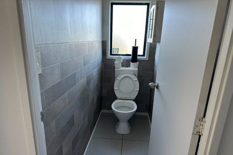 Photo of property in 266 Triangle Road, Massey, Auckland, 0614