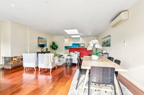 Photo of property in 307 Karori Road, Karori, Wellington, 6012
