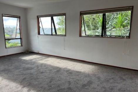 Photo of property in 1/29 Oaktree Avenue, Browns Bay, Auckland, 0630