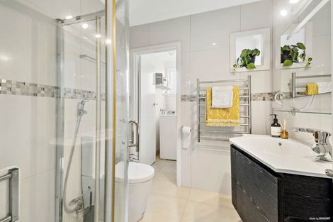 Photo of property in 47 Lysander Crescent, Beach Haven, Auckland, 0626