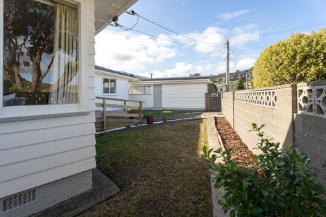 Photo of property in 13 Mclellan Street, Tawa, Wellington, 5028