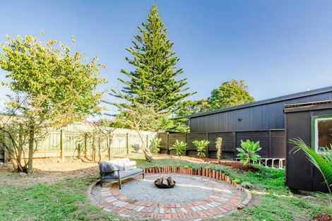 Photo of property in 48 Tutere Street, Waikanae Beach, Waikanae, 5036