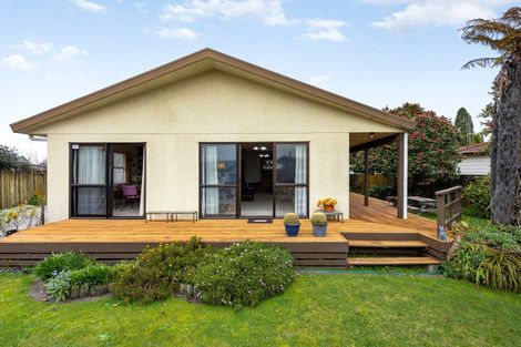 Photo of property in 18 Rutland Street, Fairview Downs, Hamilton, 3214