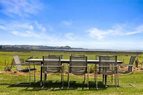 Photo of property in 251 Mairetahi Road, South Head, Helensville, 0874
