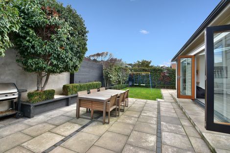 Photo of property in 232 Forbury Road, Saint Clair, Dunedin, 9012