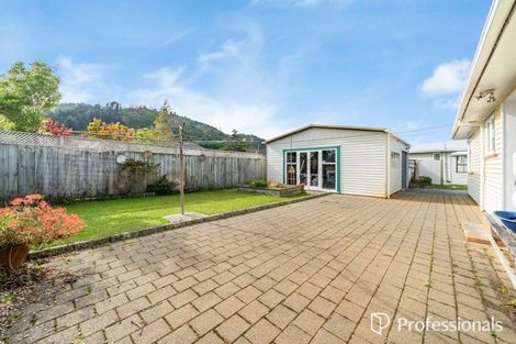 Photo of property in 4 Miles Crescent, Wainuiomata, Lower Hutt, 5014
