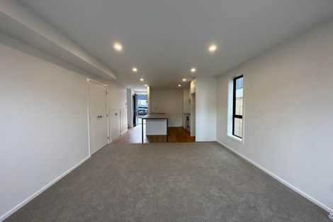 Photo of property in 3/27 Main Road, Wainuiomata, Lower Hutt, 5014