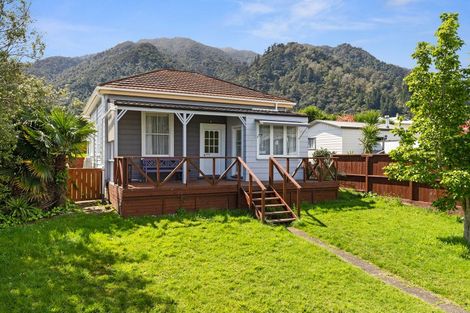 Photo of property in 80 Rewi Street, Te Aroha, 3320