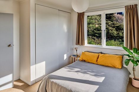 Photo of property in 20 Kiriwai Road, Paremata, Porirua, 5024