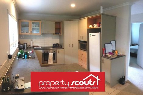 Photo of property in Waimanu Bay Village, 25/1 Piriti Drive, Te Atatu Peninsula, Auckland, 0610