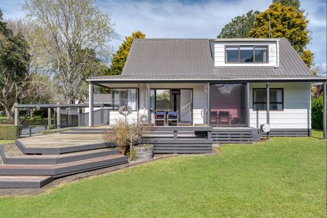 Photo of property in 5 Pohutukawa Drive, Athenree, Katikati, 3177