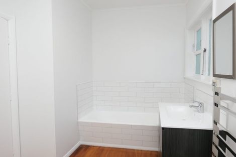 Photo of property in 14 Hillcrest Road, Raumati South, Paraparaumu, 5032