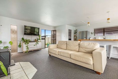 Photo of property in 11 Totara Street, Edgecumbe, 3120