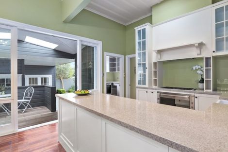 Photo of property in 134 River Road, Hamilton East, Hamilton, 3216