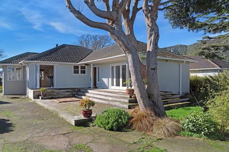 Photo of property in 12 Hamua Grove, Waiwhetu, Lower Hutt, 5010