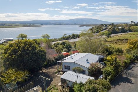 Photo of property in 9 Sandhead Street, Waihola, Milton, 9073