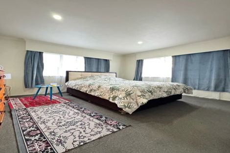 Photo of property in 8 Martin Road, Manurewa, Auckland, 2102