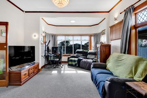 Photo of property in 231 Glover Road, Hawera, 4610