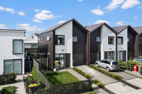 Photo of property in 31 Koura Drive, Red Beach, 0932