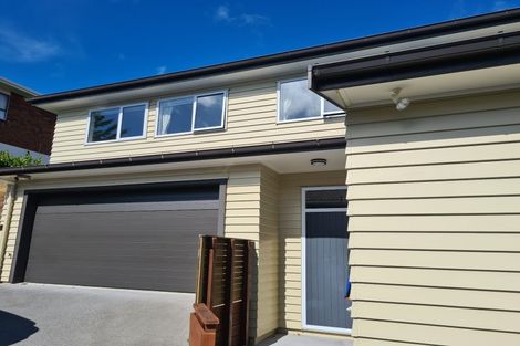 Photo of property in 42a Sunset Road, Unsworth Heights, Auckland, 0632