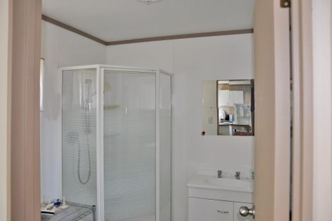 Photo of property in 12 Goebel Street, Tinopai, 0593