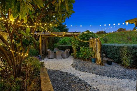 Photo of property in 11 Pharazyn Avenue, Waikanae Beach, Waikanae, 5036