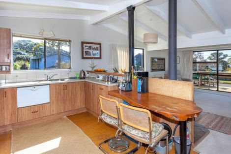 Photo of property in 4 Harsant Avenue, Hahei, Whitianga, 3591