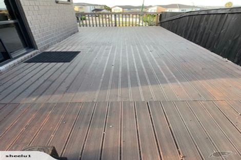 Photo of property in 12 San Casello Rise, Henderson, Auckland, 0612