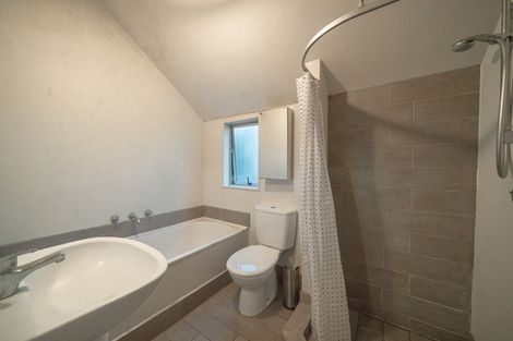 Photo of property in 41a Quadrant Road, Onehunga, Auckland, 1061