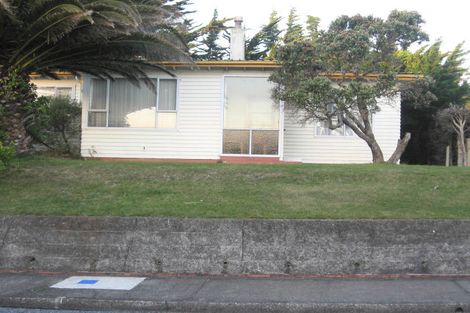 Photo of property in 5 Morere Street, Titahi Bay, Porirua, 5022