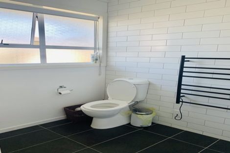 Photo of property in 120 Mountain Road, Mangere Bridge, Auckland, 2022