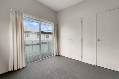 Photo of property in 111h Church Street, Onehunga, Auckland, 1061