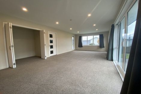 Photo of property in 8 Booth Way, Belfast, Christchurch, 8051