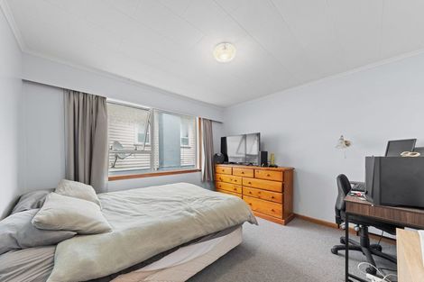Photo of property in 16 Mayne Street, Waitara, 4320