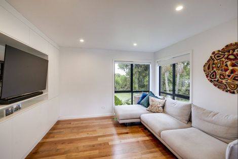 Photo of property in 17 Rogers Road, Bay View, Napier, 4104