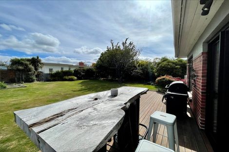 Photo of property in 98a Avenue Road, West End, Timaru, 7910