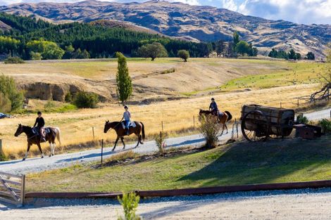 Photo of property in 20 Quartzville Road, Bannockburn, Cromwell, 9384