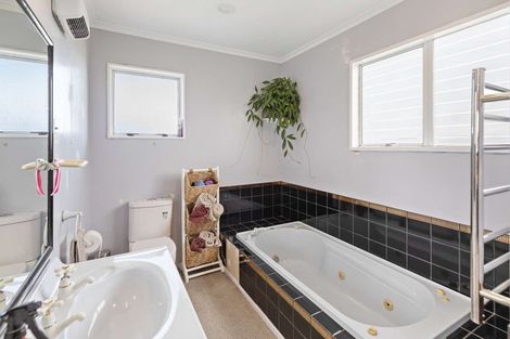 Photo of property in 70 Devon Road, Springvale, Whanganui, 4501