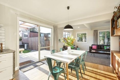 Photo of property in 107 Highcliff Road, Andersons Bay, Dunedin, 9013