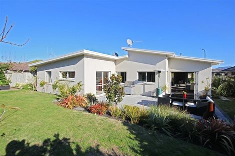 Photo of property in 31 Gibson Place, Papamoa Beach, Papamoa, 3118