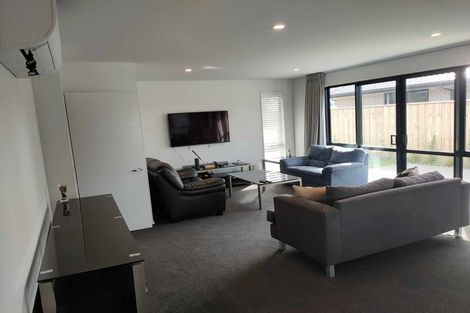 Photo of property in 25 Crossley Avenue, Woodend, 7610