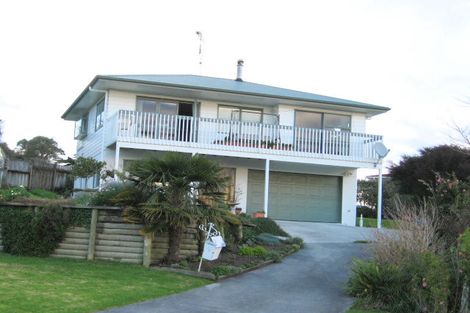Photo of property in 9 Fidelis Avenue, Snells Beach, 0920