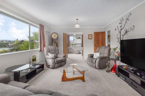 Photo of property in 10 Bosun Terrace, Whitby, Porirua, 5024