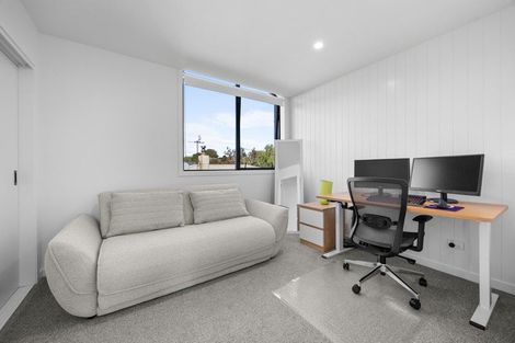 Photo of property in 5/47 Taipari Road, Te Atatu Peninsula, Auckland, 0610