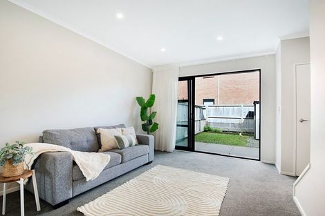 Photo of property in 63 O'meara Street, Swanson, Auckland, 0614