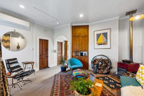 Photo of property in 145 Wellesley Road, Napier South, Napier, 4110