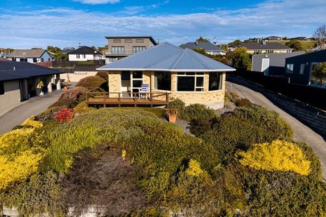 Photo of property in 19 Fyffe Avenue, Kaikoura, 7300